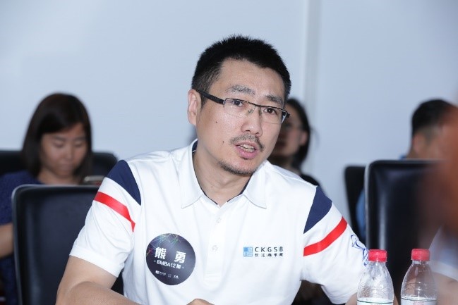 文创学会副会长,emba12期校友,北京万象传媒广告有限公司总裁 熊勇